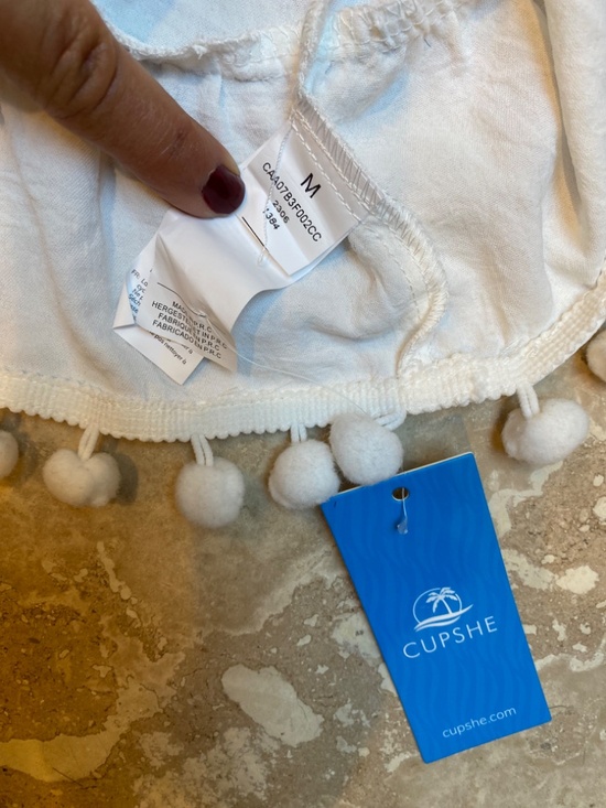 Cupshe White Swimsuit Coverup - Picture 8 of 9